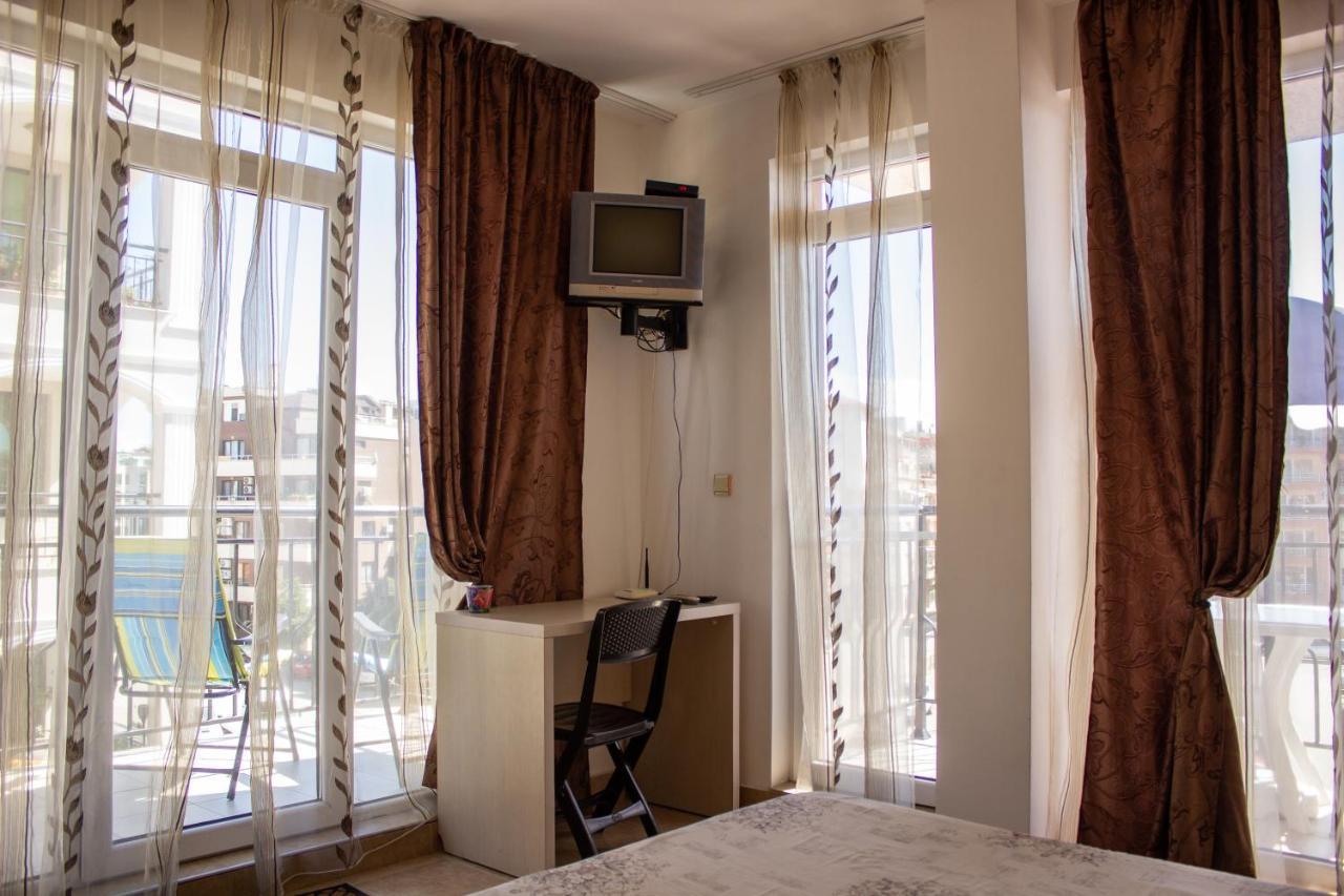 Central Couple Studio Pomorie Kültér fotó