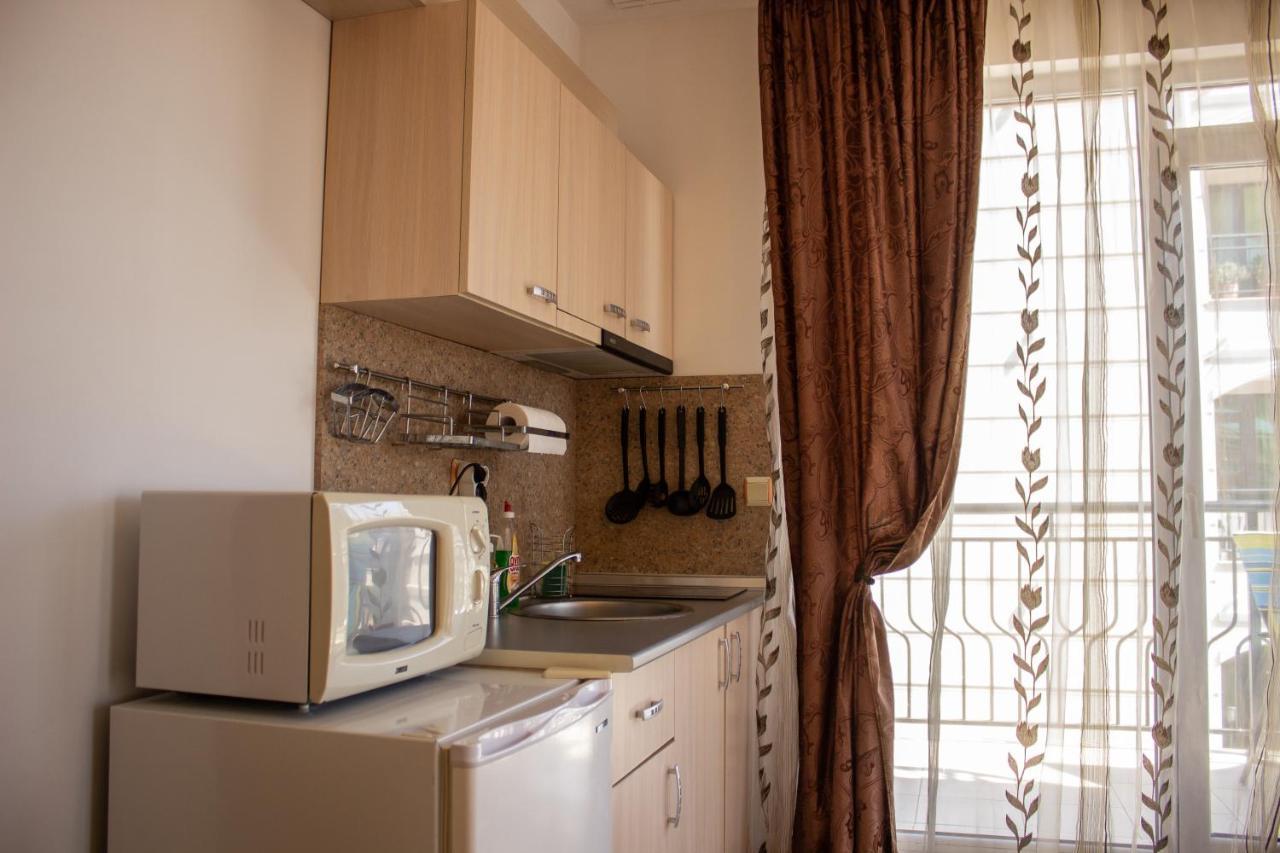 Central Couple Studio Pomorie Kültér fotó